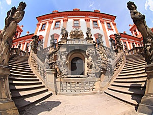 Troja castle