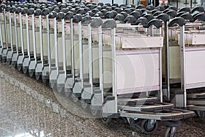 Trolley utility array