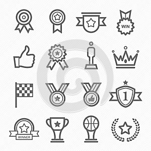 Trophy and prize symbol line icon set