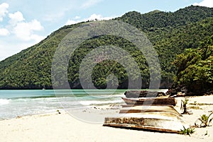 Tropical beach in Cayo Levantado, Dominican Republic photo