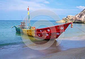 Tropical beach, traditional long tail boats, Gulf of Thailand, Thailand