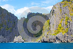 Tropical Shimizu Island and paradise beach, El Nido, Palawan, Philippines