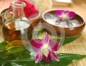 Tropický lázně a masáž olej 