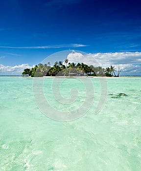 Tropical uninhabited island in the Pacific Ocean