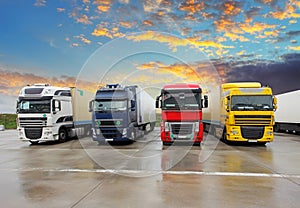 Truck - Freight transportation