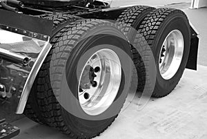 Truck tyre