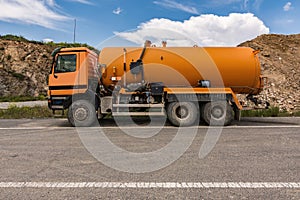 Truck with water tank intended for construction