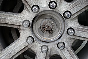 Truck wheel