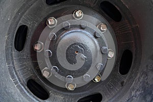 Truck wheel hub