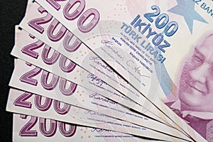 200 Trukish Liras