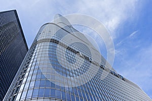 Trump Tower building on Chicago River.