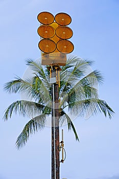 Tsunami warning alarm in Hawaii