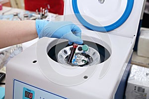 Medical centrifuge for plasma lifting