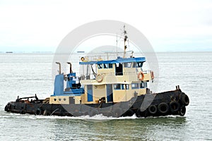 Tug boat