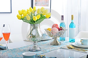 tulip bouquet in vase dining room