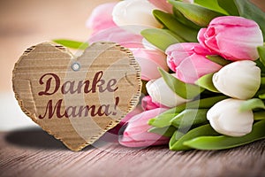 Tulips with message saying `Thank you mama!`