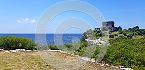 Tulum maya ruins by the sea, southern Mexico