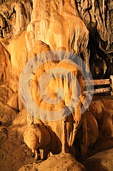 Tum Jung Cave in Vang Vieng