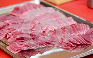 Tuna fish cutting