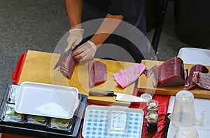 Tuna fish cutting