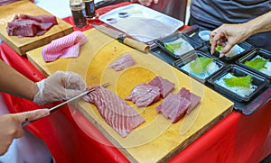 Tuna fish cutting