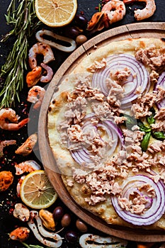 Tuna pizza lenten meal delicious seafood