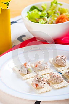 Tuna salad on crackers