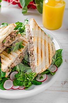 Tuna salad sandwitch