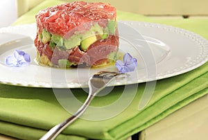 Tuna tartare composition