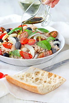 Tuna and White Bean Salad