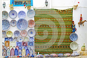 Tunisian arts and crafts