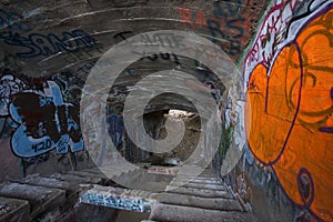 Tunnel with Something to Say