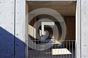 Tunnel-style building structure, Salk Institute