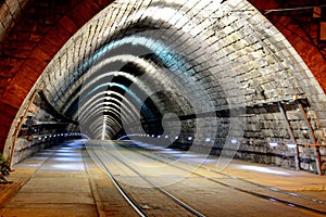 Tunnel