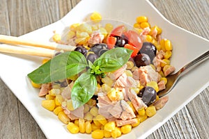 Tunny and corn salad