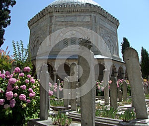 Turkey, Istanbul, Suleymaniye Mah., Suleymaniye Mosque Cemetery, monuments and tombs