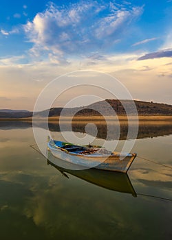 Turkey manisa golmarmara lake boat hand rope