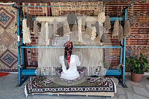 Turkey rug weave loom