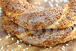 Turkish bagel, simit.