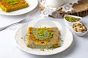 Turkish dessert antep kadayif - pistachio kadayif