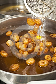 Turkish dessert Lokma