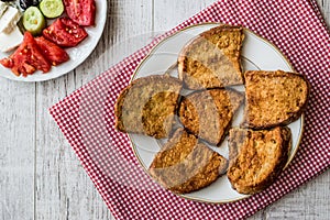 Turkish Egg Bread / Yumurtali ekmek / French Toast.