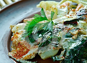 Turkish omelette with beetroot