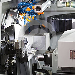 Turning automotive part by cnc lathe