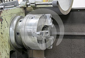 Turning head of automated lathe Machine tool