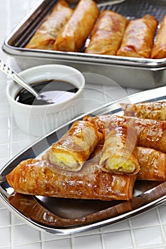 Turon, filipino banana spring roll photo