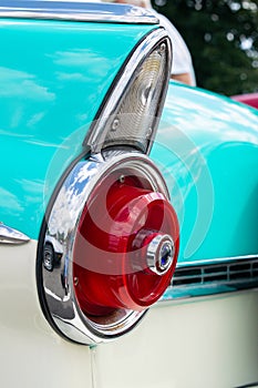 Turquoise tail light fin on retro car