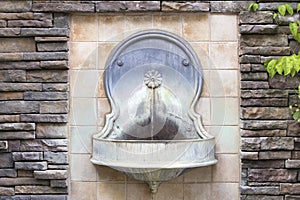 Tuscan Style Wall Water Fountain Horizontal