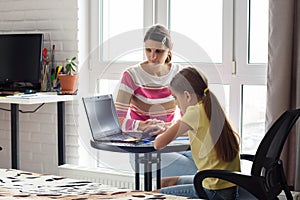 Tutor educates a child online