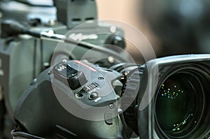 TV camera closeup lens & zoom button